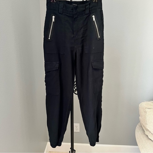 Forever 21 Pants - Forever 21 joggers